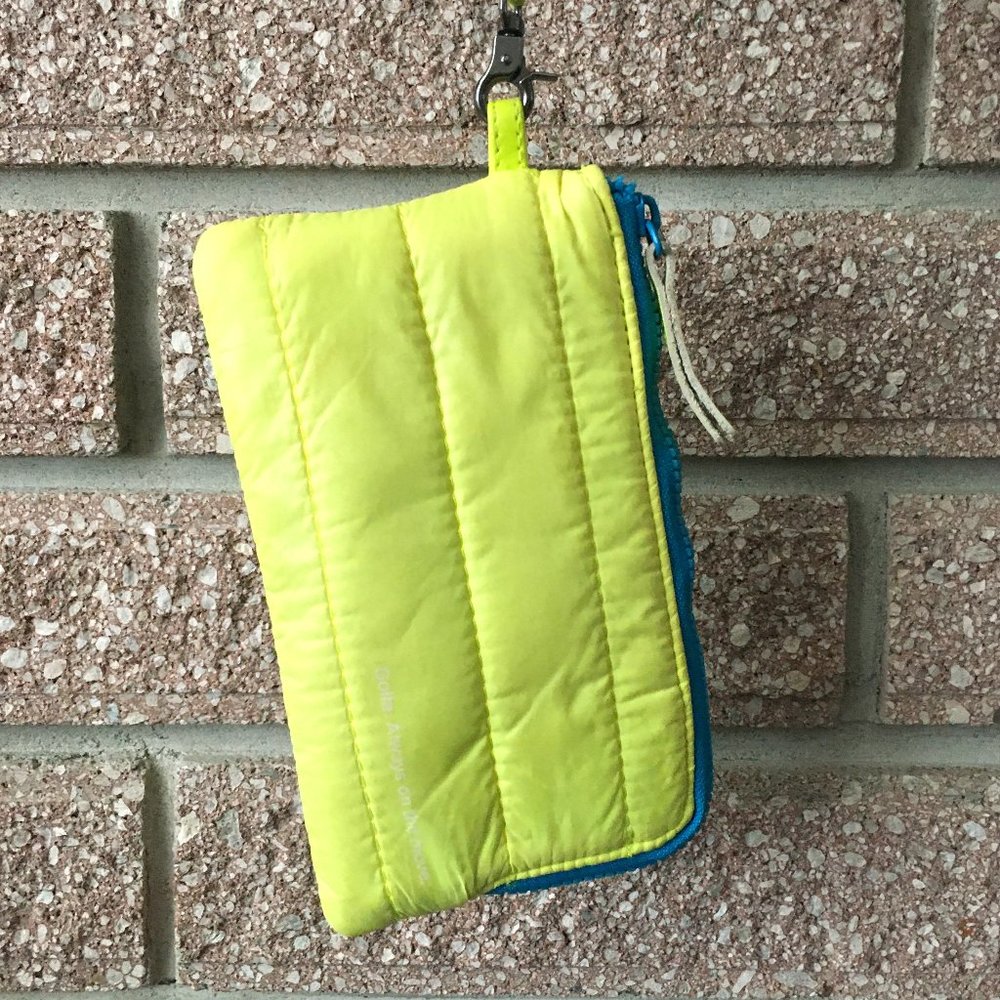 Golla Acid Yellow Blue Corduroy Phone Pouch Case Vintage Retro